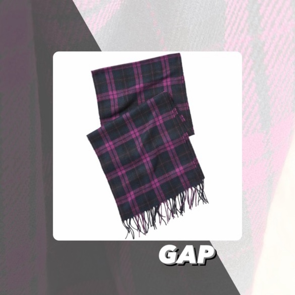 EUC Gap Plaid Flannel Scarf